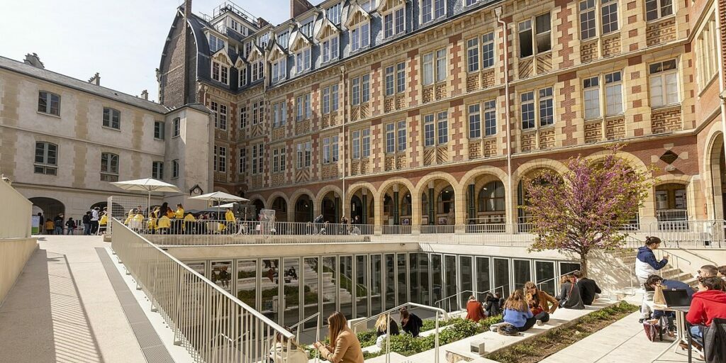 institut catholique de paris2